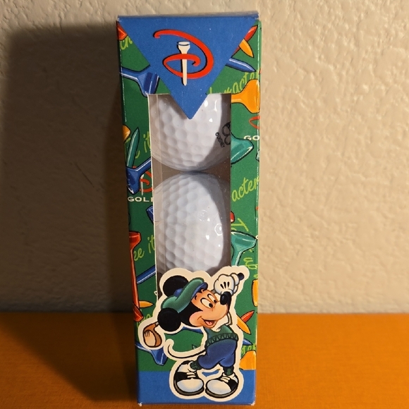 Disney Other - Disney Mickey Mouse Golf Ball Set - White and Green